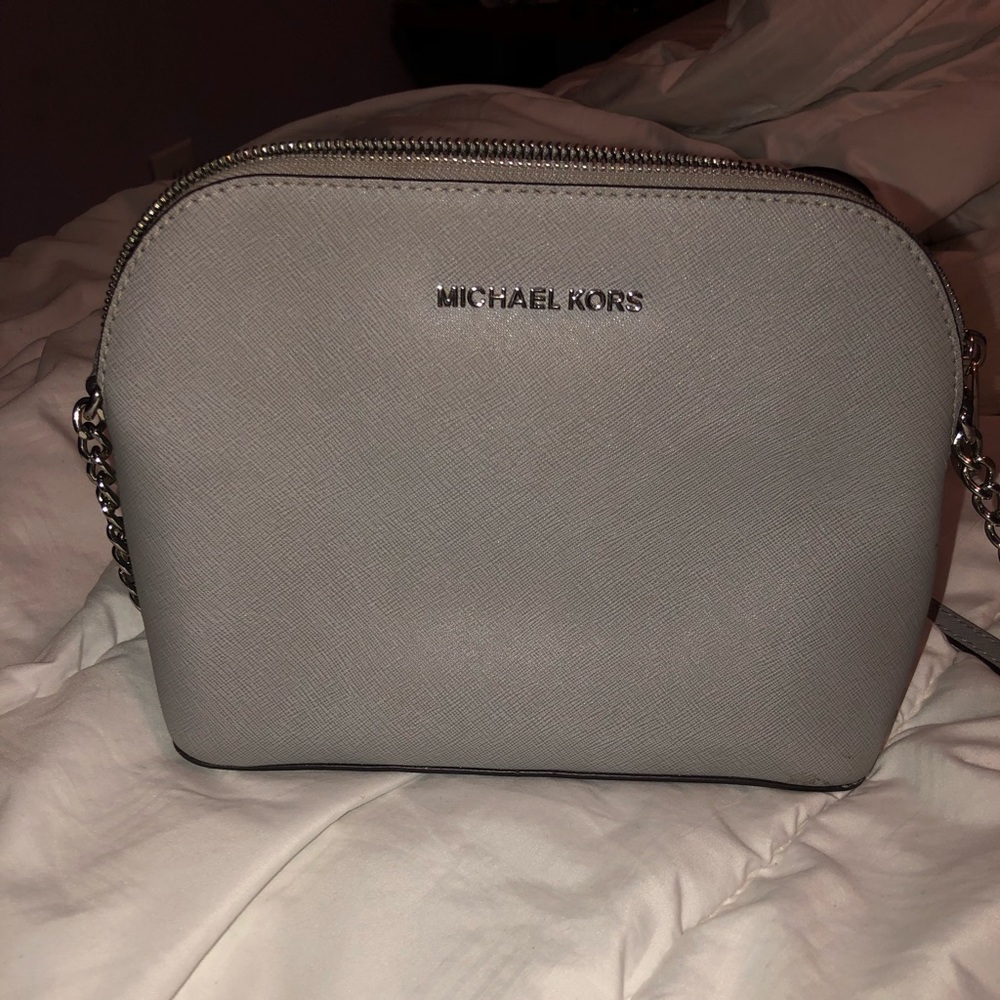 Michael kors crossbody